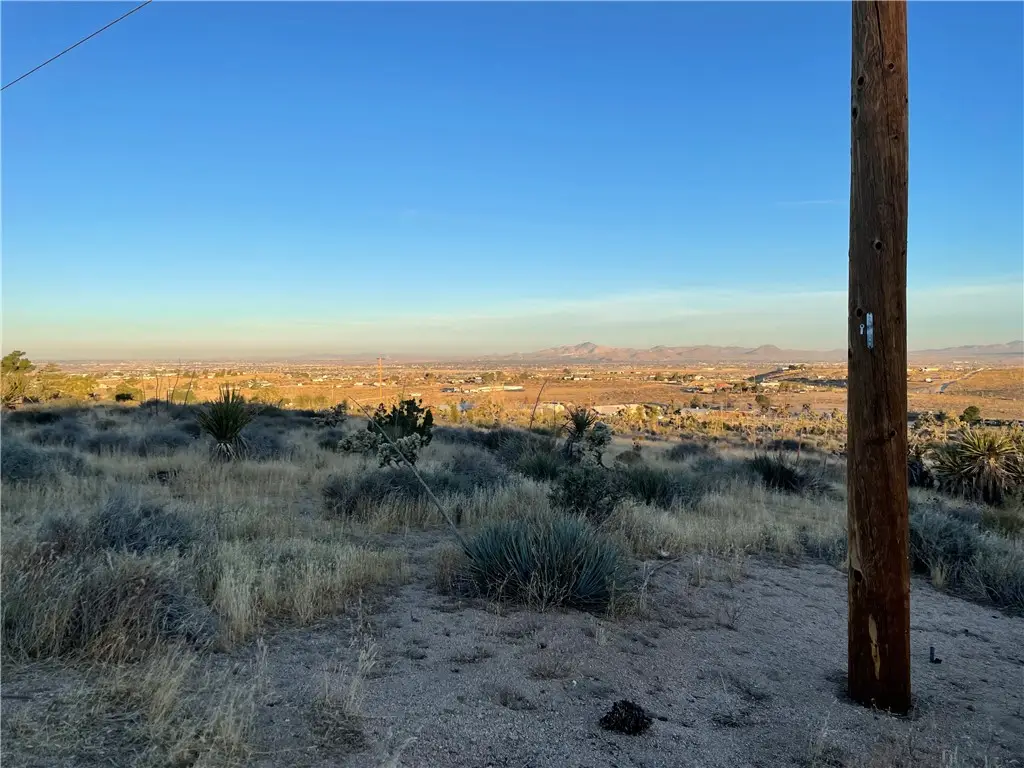 9509 Bonita Vista Street, Apple Valley, CA 92308 - #1