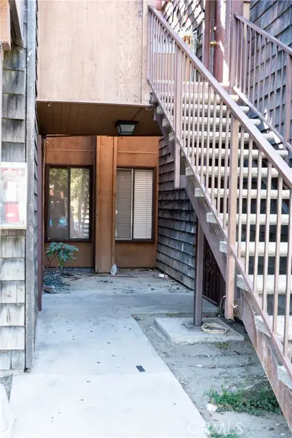 9010 Newport, Fontana, CA 92335 - Image #2