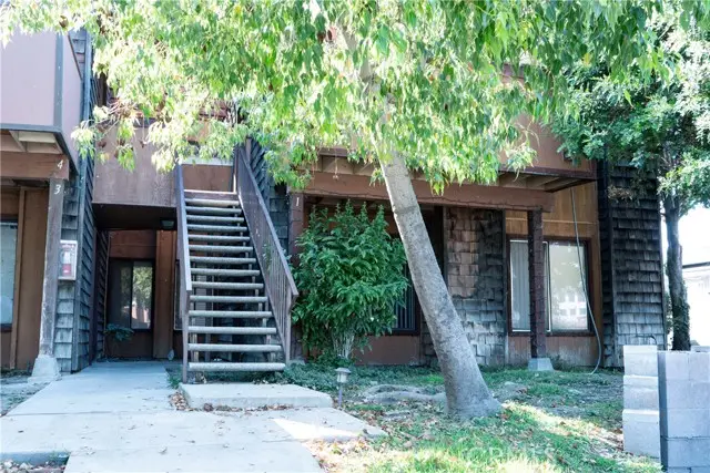 9010 Newport, Fontana, CA 92335 - Image #3