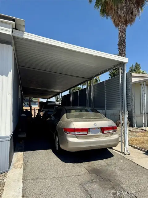 1560 Massachuesetts Avenue  #46, Riverside, CA 92507 - #2