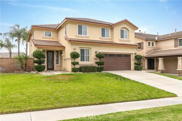15751 Snowy Peak, Fontana, CA 92336