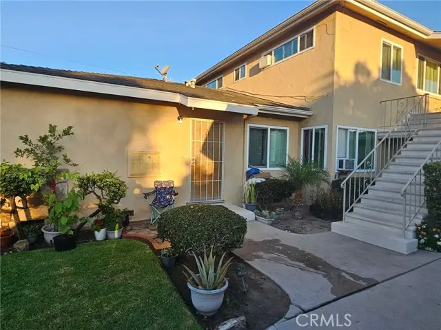 4215 Hartle Avenue, Cudahy, CA 90201 - #2