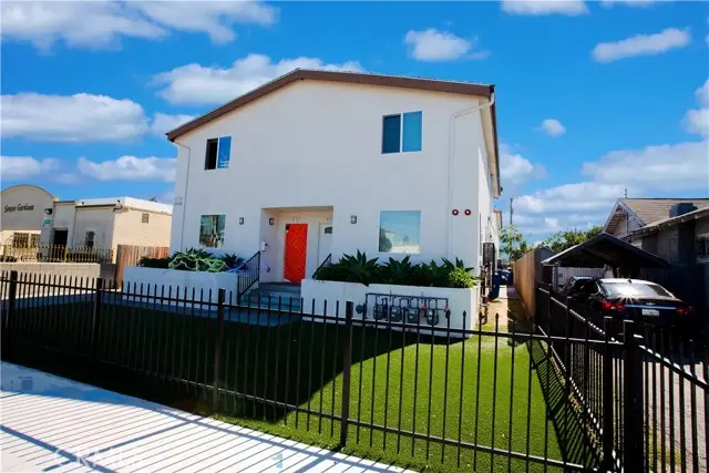 630 79th, Los Angeles, CA 90044 - Image #1