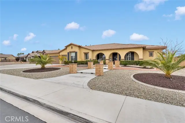 20267 Fuji Court, Apple Valley, CA 92308 - Image #3