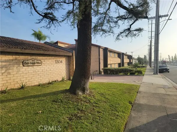 1304 Mountain  #118, Duarte, CA 91010