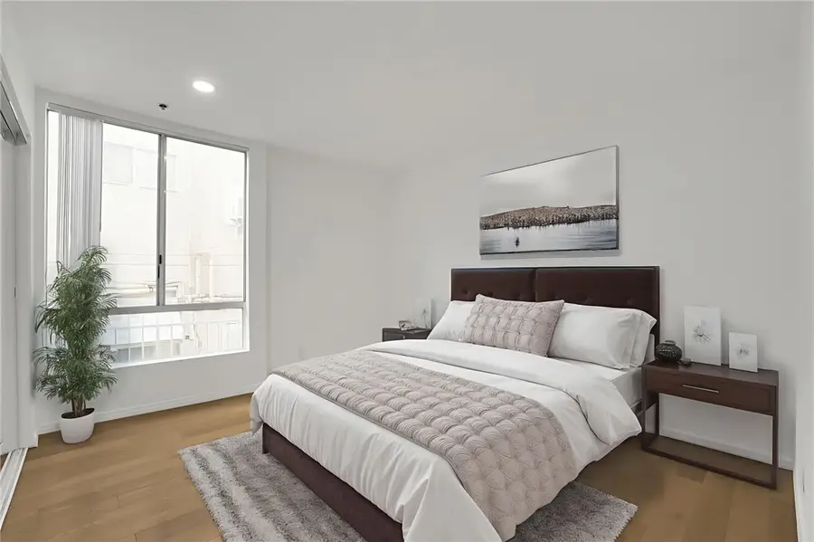 856 Van Ness Avenue  #3, Los Angeles, CA 90038 - Image #3