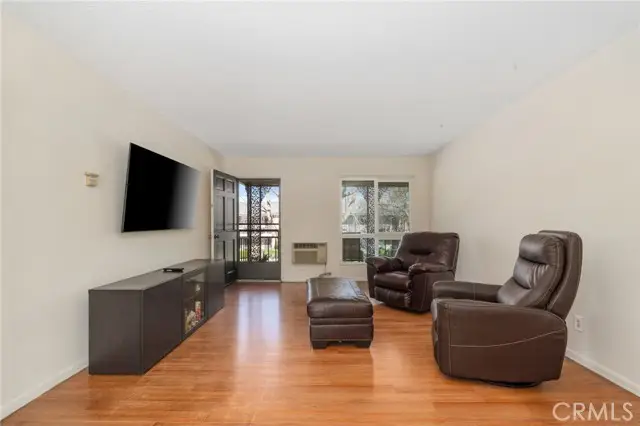 660 Glassell  #48, Orange, CA 92866 - Image #3