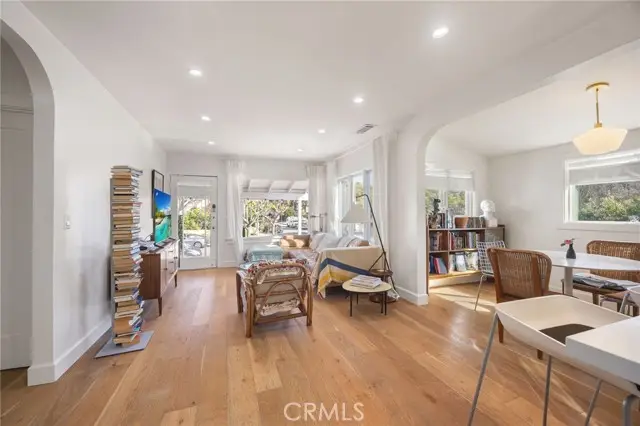 3652 Valleybrink, Los Angeles, CA 90039 - Image #2