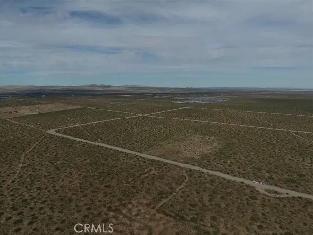 11513 Nichols, Adelanto, CA 92301 - Image #3