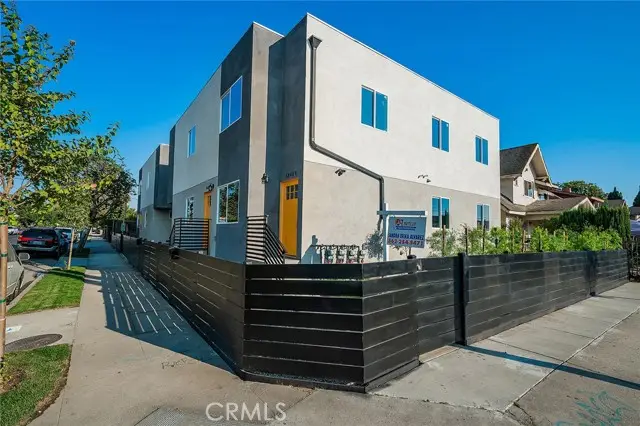 1348 41st Place, Los Angeles, CA 90037 - #2