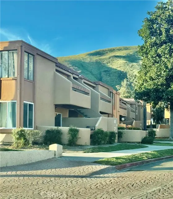 1440 Edgehill  #8, San Bernardino, CA 92405