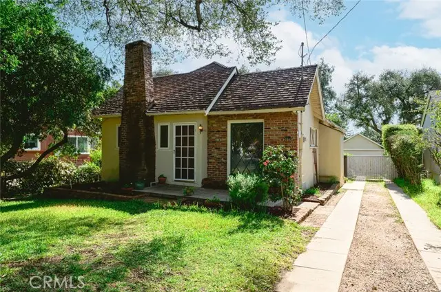 2038 Oakwood Street, Pasadena, CA 91104 - #2