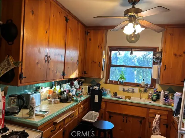 10553 McBroom, Sunland, CA 91040 - #1