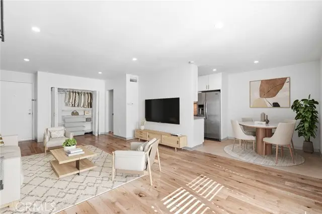 1735 Fuller Ave  #330, Los Angeles, CA 90046 - #2