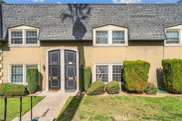 135 Cypress Avenue, Redlands, CA 92373 - #1