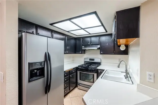 14610 Erwin  #212, Van Nuys, CA 91411 - #3