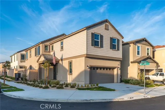 16724 Grapefruit, Fontana, CA 92336 - #1