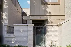 5566 Aldershot, Westminster, CA 92683