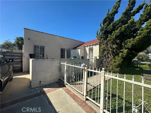 8725 Denker, Los Angeles, CA 90047 - #1
