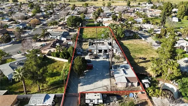 1918 Oakland, Hemet, CA 92544