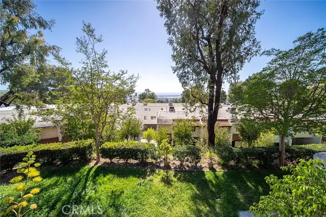 9512 Via Venezia, Burbank, CA 91504 - #3