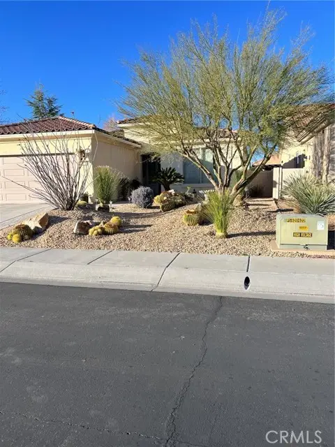 19333 Wildwood Court, Apple Valley, CA 92308