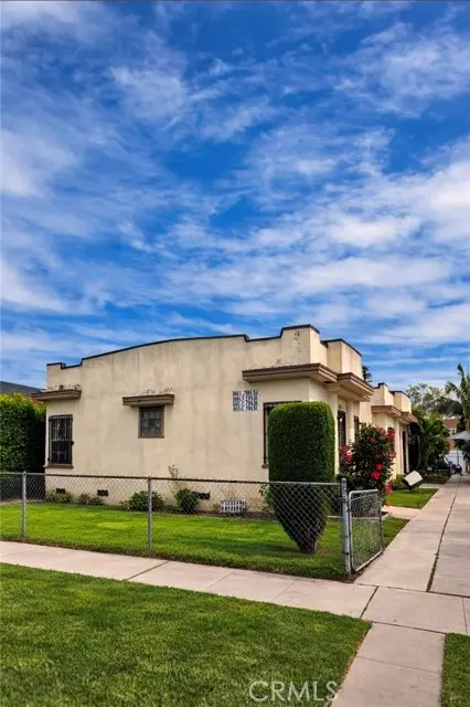 916 79th, Los Angeles, CA 90001