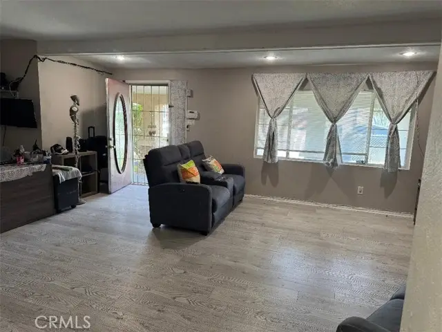 14888 Ivy, Fontana, CA 92335 - #3