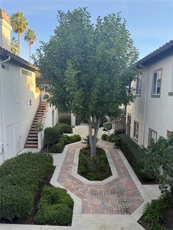 28 Via Alivio, Rancho Santa Margarita, CA 92688