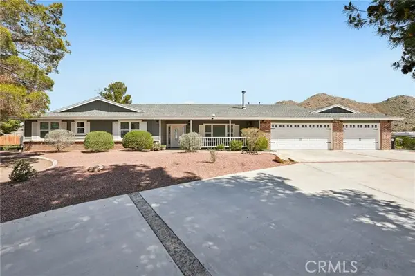 16055 Saint Timothy Road, Apple Valley, CA 92307