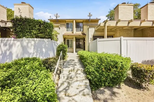 1031 Palmetto  #Q2, Ontario, CA 91762 - #3