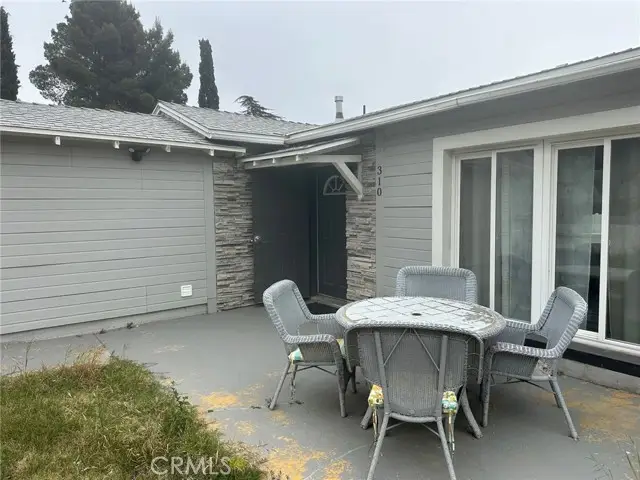 310 Santa Rita Place, Banning, CA 92220 - #2