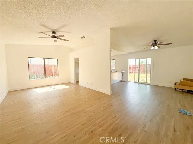 476 Westminister, San Jacinto, CA 92583 - #2