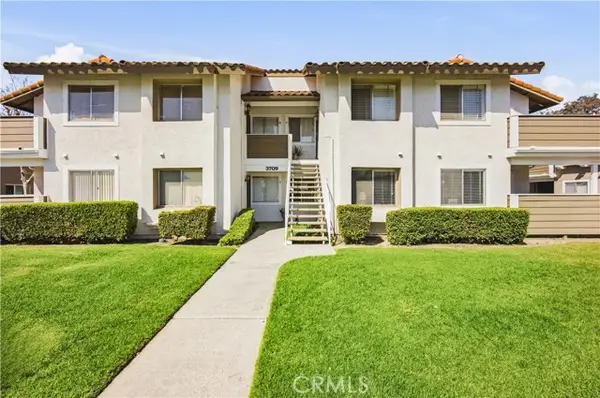 3709 Country Oaks Loop  #E, Ontario, CA 91761
