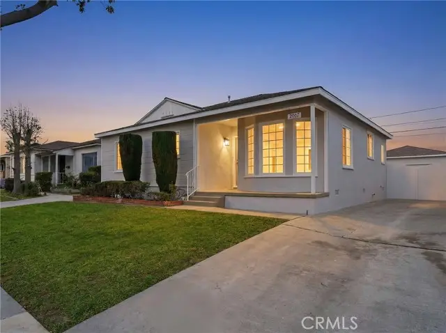 2917 Del Amo Boulevard, Lakewood, CA 90712 - #1