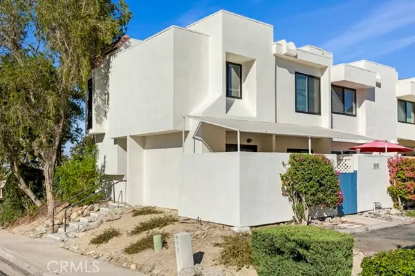 48652 Desert Flower Drive, Palm Desert, CA 92260