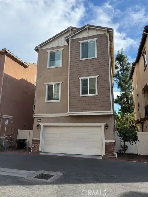 786 Plum  #108, Pomona, CA 91767