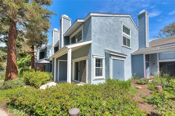 700 Lake Drive  #7, Orange, CA 92866