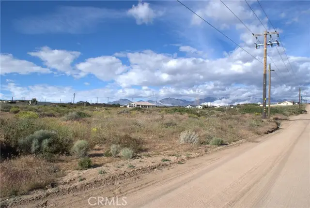 0 Prairie Trl, Hesperia, CA 92344 - #1