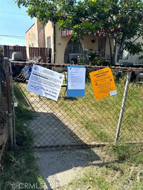 671 Hillview, Los Angeles, CA 90022 - #2