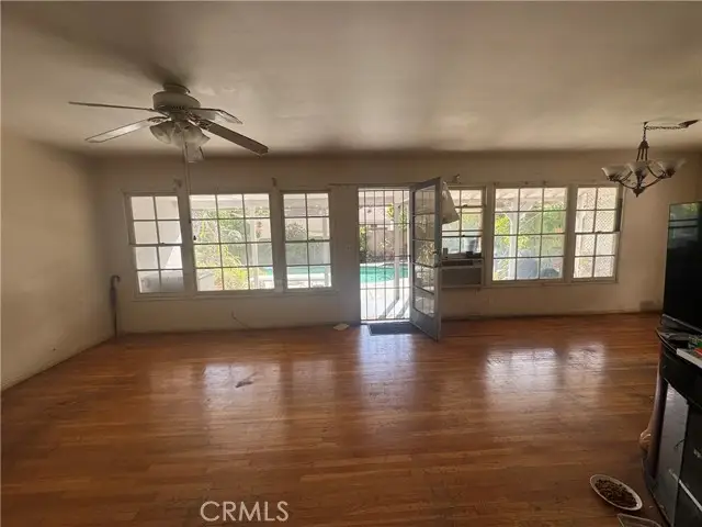 8116 Willis Avenue, Panorama City, CA 91402 - #3