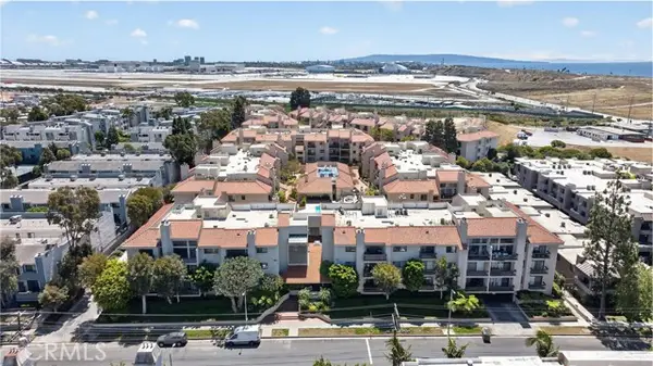 8180 Manitoba Street  #4-136, Playa Del Rey, CA 90293