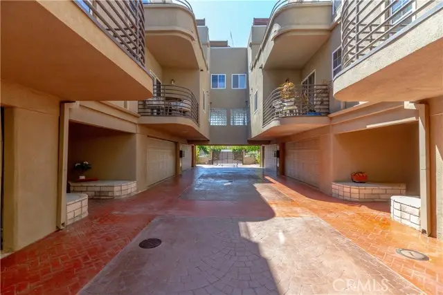 10929 Landale  #4, Toluca Lake, CA 91602 - #3