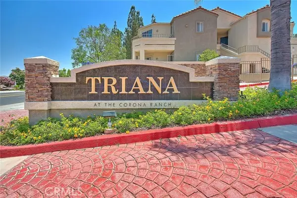 1010 La Terraza  #203, Corona, CA 92879