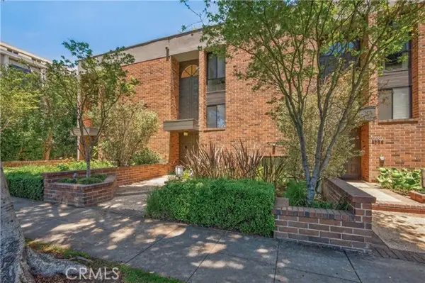 9321 Burton Way  #A, Beverly Hills, CA 90210