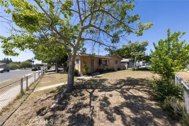 566 Sage, Rialto, CA 92376 - #3