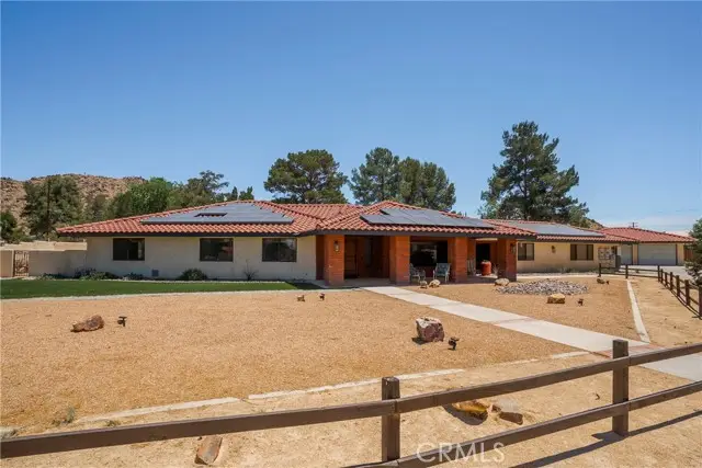 19954 Tinne, Apple Valley, CA 92307 - #1