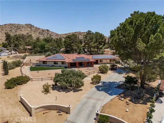 19954 Tinne, Apple Valley, CA 92307 - #2