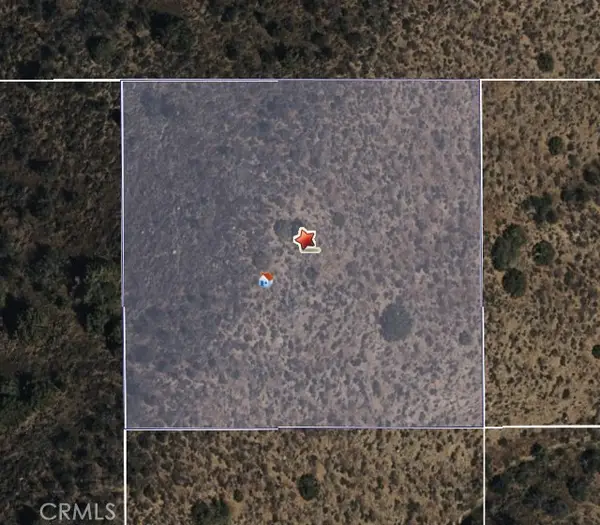 88 Vic Ave M-8, Palmdale, CA 93551