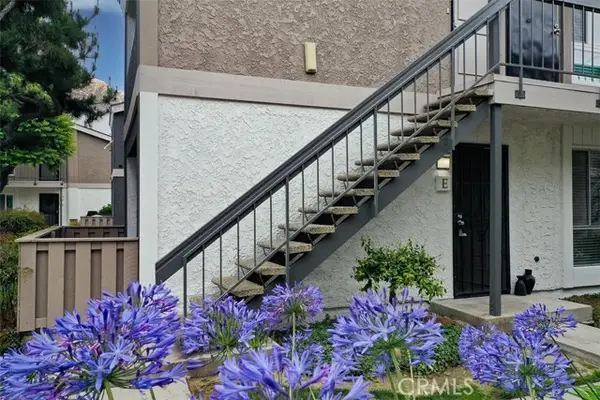 2841 Fairview  #E, Santa Ana, CA 92704